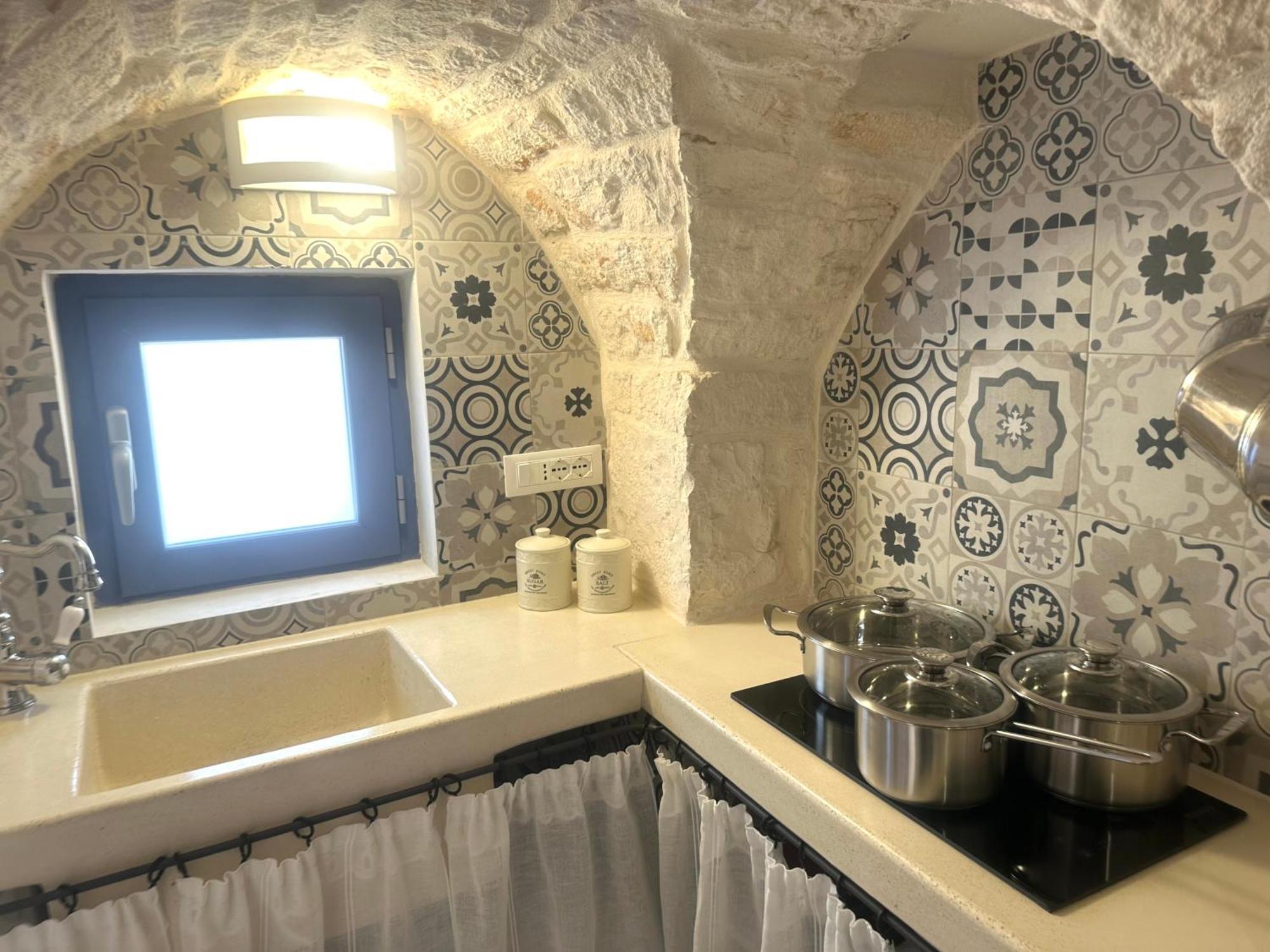 Suite La Petra Ceglie Messapica Extérieur photo
