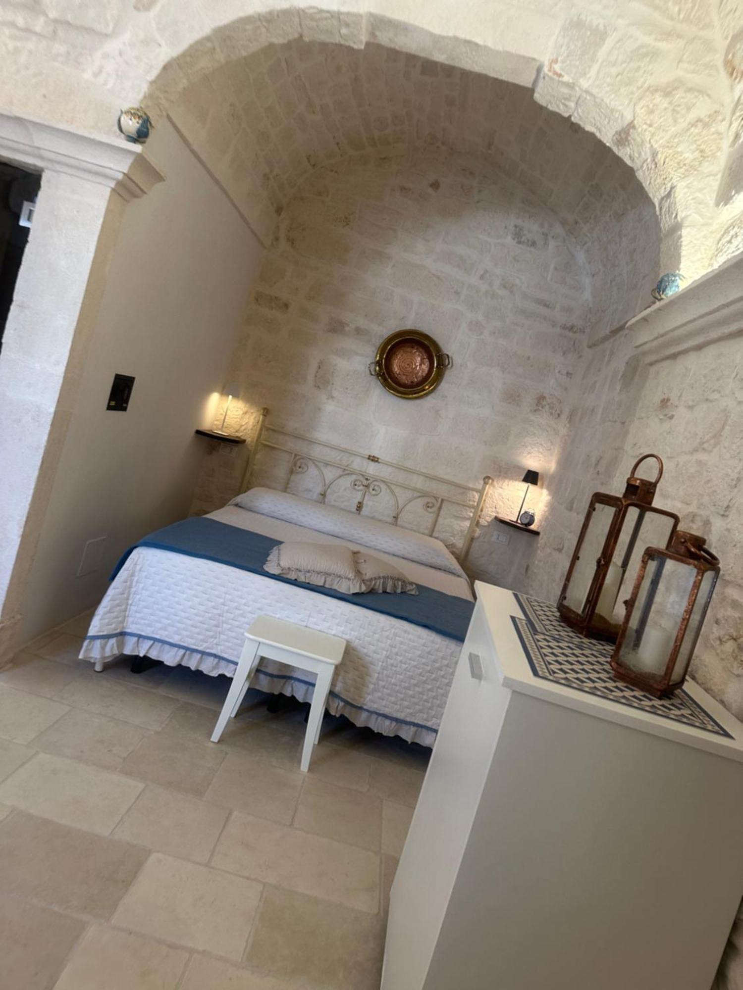 Suite La Petra Ceglie Messapica Extérieur photo